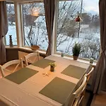 Apartamento House Under The Aurora Cozy Private With Fireplace *