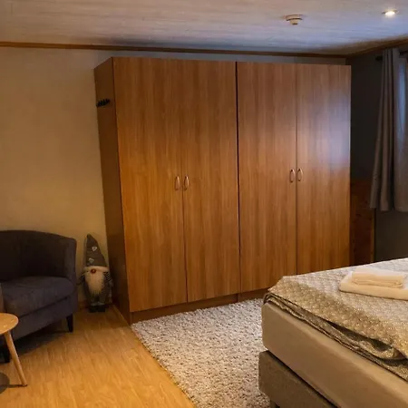 House Under The Aurora Cozy Private With Fireplace * Laukvik